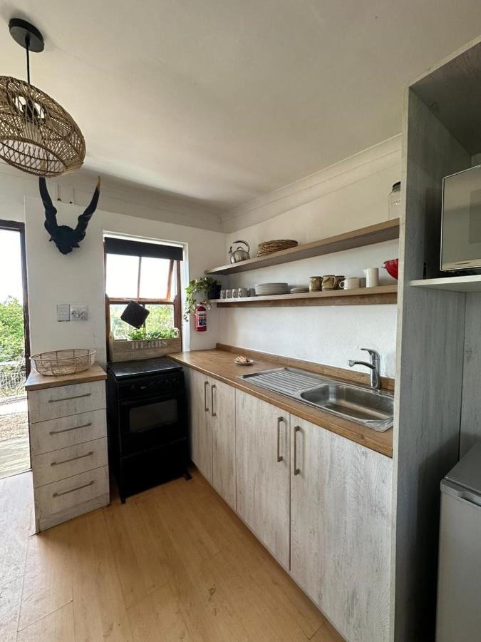 Groot-Jongensfontein Ostrich Cottage At Les Wings Private Game Farm מראה חיצוני תמונה